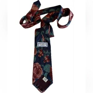 Yves Saint Laurent ~Vintage silk necktie~ beautiful floral pattern